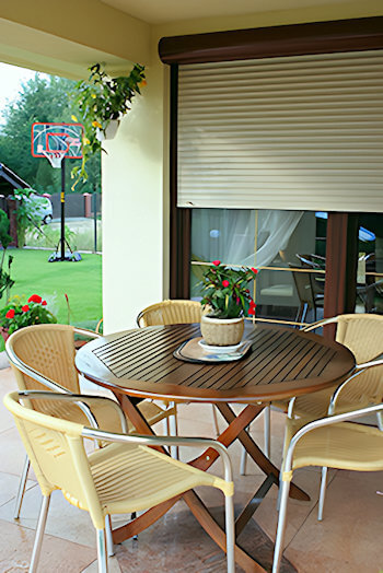 Rollladenkästen mit Vierteldrehung für PVC- oder Aluminium-Rollläden